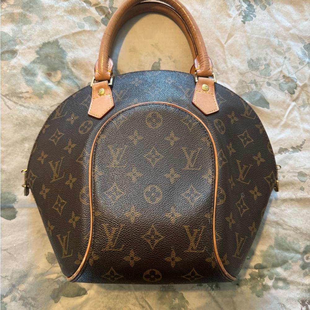 Louis Vuitton Eclipse Monogram tote